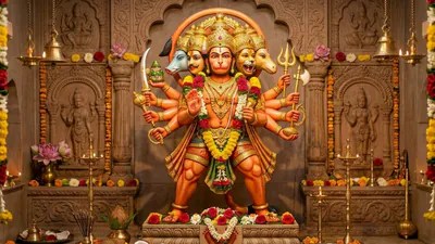 వాస్తు ప్రకారం పంచముఖి హనుమాన్ విగ్రహం: దిశ మరియు ప్రాముఖ్యత వాస్తు ప్రకారం పంచముఖి హనుమాన్ విగ్రహం: దిశ మరియు ప్రాముఖ్యత
