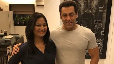 Salman Khan's Heartfelt 2 AM Call to a Fan: A Story of Generosity That Will Shock You Salman Khan's Heartfelt 2 AM Call to a Fan: A Story of Generosity That Will Shock You