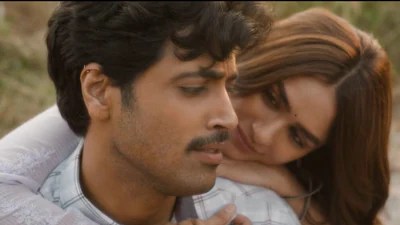 మృణాల్ ఠాకూర్ విధ్వంసం: 'డెకాయిట్'లో ఊరమాస్ యాక్షన్! రికార్డులు బద్దలు కావాల్సిందే! మృణాల్ ఠాకూర్ విధ్వంసం: 'డెకాయిట్'లో ఊరమాస్ యాక్షన్! రికార్డులు బద్దలు కావాల్సిందే!