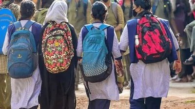 ఏపీ మోడల్ స్కూల్స్లో ఇంటర్ సీట్ల భర్తీకి గడువు ముగింపు! ఇక టెన్త్ మార్కులే ఆధారం!! ఏపీ మోడల్ స్కూల్స్లో ఇంటర్ సీట్ల భర్తీకి గడువు ముగింపు! ఇక టెన్త్ మార్కులే ఆధారం!!