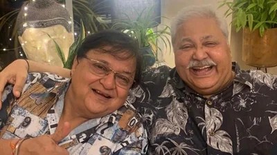 Satish Shah's Sarabhai Family Celebrates Rakesh Bedi's Comeback in 'Dhurandhar' Satish Shah's Sarabhai Family Celebrates Rakesh Bedi's Comeback in 'Dhurandhar'