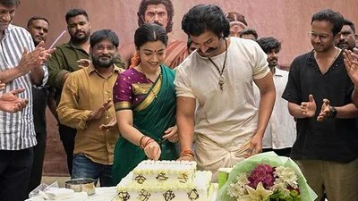 Vijay & Rashmika's 'Wedding' Buzz Rocks Ranabali Sets! Viraksh Celebrations Go Viral Vijay & Rashmika's 'Wedding' Buzz Rocks Ranabali Sets! Viraksh Celebrations Go Viral