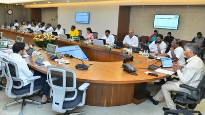 ఏపీలో పెట్టుబడుల వర్షం! భారీ ప్రాజెక్టులకు చంద్రబాబు సర్కార్ ఆమోదం!! ఏపీలో పెట్టుబడుల వర్షం! భారీ ప్రాజెక్టులకు చంద్రబాబు సర్కార్ ఆమోదం!!