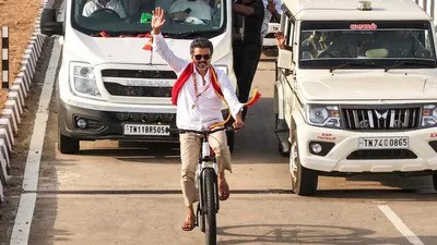 Thalapathy Vijay's Viral Flower Scare: Mistook Petals for Bomb, Runs to Van Thalapathy Vijay's Viral Flower Scare: Mistook Petals for Bomb, Runs to Van