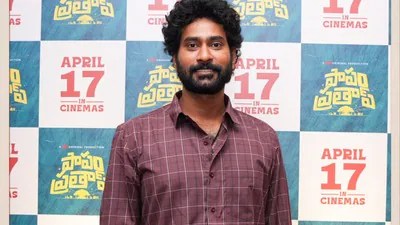 షాకింగ్: కన్నవారికి కర్మకాండలు చేయని హీరో! తిరువీర్ సంచలన నిజాలు! షాకింగ్: కన్నవారికి కర్మకాండలు చేయని హీరో! తిరువీర్ సంచలన నిజాలు!