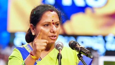 కవిత టీఆర్ఎస్ కు ఈసీ పచ్చజెండా! తెలంగాణ రాజకీయాల్లో కొత్త శకం ప్రారంభం. కవిత టీఆర్ఎస్ కు ఈసీ పచ్చజెండా! తెలంగాణ రాజకీయాల్లో కొత్త శకం ప్రారంభం.