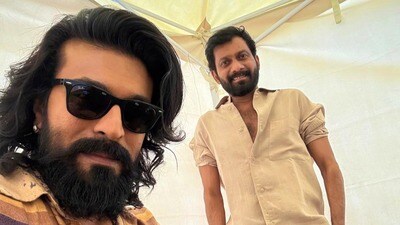 పెద్ది రిలీజ్ పై సస్పెన్స్ పీక్స్! డైరెక్టర్-హీరో మధ్య క్లాష్? మెగా ఫ్యాన్స్ కు షాకింగ్ న్యూస్! పెద్ది రిలీజ్ పై సస్పెన్స్ పీక్స్! డైరెక్టర్-హీరో మధ్య క్లాష్? మెగా ఫ్యాన్స్ కు షాకింగ్ న్యూస్!