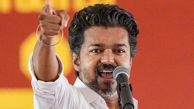 విజయ్ విజయానికి రాహువు ప్రభావం: ముఖ్యమంత్రి పదవి యోగం ఉందా? విజయ్ విజయానికి రాహువు ప్రభావం: ముఖ్యమంత్రి పదవి యోగం ఉందా?