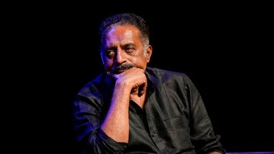 ప్రకాష్ రాజ్ సంచలనం: "గబ్బర్ సింగ్ ట్యాక్స్ వసూలు చేసి, ఇప్పుడు త్యాగాలా?" మోడీపై షాకింగ్ కామెంట్స్ వైరల్! ప్రకాష్ రాజ్ సంచలనం: "గబ్బర్ సింగ్ ట్యాక్స్ వసూలు చేసి, ఇప్పుడు త్యాగాలా?" మోడీపై షాకింగ్ కామెంట్స్ వైరల్!