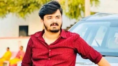 సంచలనం: బండి భగీరథ్ పోక్సో కేసులో హైడ్రామా! లుకౌట్ నోటీసులు, స్పెషల్ టీమ్స్ వేట! సంచలనం: బండి భగీరథ్ పోక్సో కేసులో హైడ్రామా! లుకౌట్ నోటీసులు, స్పెషల్ టీమ్స్ వేట!