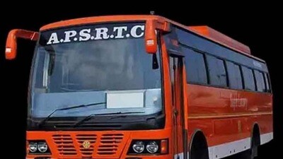 ఏపీఎస్ఆర్టీసీ బస్సుల్లో ఇక భద్రతకు ఢోకా లేదు! పానిక్ బటన్ల వెనుక అసలు కథ ఇదే! ఏపీఎస్ఆర్టీసీ బస్సుల్లో ఇక భద్రతకు ఢోకా లేదు! పానిక్ బటన్ల వెనుక అసలు కథ ఇదే!