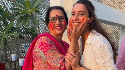 Triptii Dimri wept when mom recounted struggles she didn't understand as child: ‘We judge mothers, bracket them’ Triptii Dimri wept when mom recounted struggles she didn't understand as child: ‘We judge mothers, bracket them’