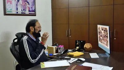 తడిసిన ధాన్యంపై సర్కార్ అభయం! రైతులకు మంత్రి ఉత్తమ్ కుమార్ భారీ ఊరట! తడిసిన ధాన్యంపై సర్కార్ అభయం! రైతులకు మంత్రి ఉత్తమ్ కుమార్ భారీ ఊరట!