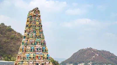 కనకదుర్గమ్మ భక్తులకు షాక్! ఘాట్ రోడ్డు మూసివేత.. ప్రత్యామ్నాయ మార్గాలపై పూర్తి వివరాలు! కనకదుర్గమ్మ భక్తులకు షాక్! ఘాట్ రోడ్డు మూసివేత.. ప్రత్యామ్నాయ మార్గాలపై పూర్తి వివరాలు!