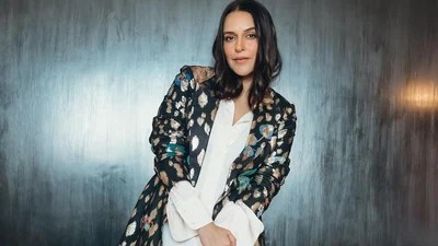 Neha Dhupia: How One Harsh Comment About Her Smile Shook Her Confidence for 10 Years Neha Dhupia: How One Harsh Comment About Her Smile Shook Her Confidence for 10 Years