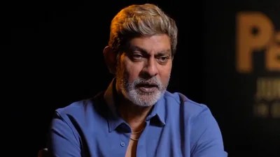 జగపతి బాబు సంచలనం: 'ఉప్పెన'లో మార్కెట్ లేదన్నారు.. విజయ్ సేతుపతి ఎంట్రీ వెనుక అసలు నిజం! జగపతి బాబు సంచలనం: 'ఉప్పెన'లో మార్కెట్ లేదన్నారు.. విజయ్ సేతుపతి ఎంట్రీ వెనుక అసలు నిజం!