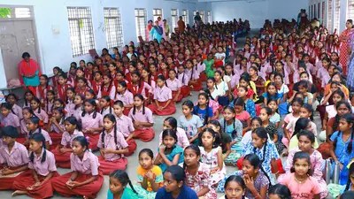 బీసీ గురుకుల సీట్లపై సంచలన ప్రకటన! ఫలితాలు వచ్చేశాయ్ - లింకులు, రిపోర్టింగ్ వివరాలు ఇవే! బీసీ గురుకుల సీట్లపై సంచలన ప్రకటన! ఫలితాలు వచ్చేశాయ్ - లింకులు, రిపోర్టింగ్ వివరాలు ఇవే!