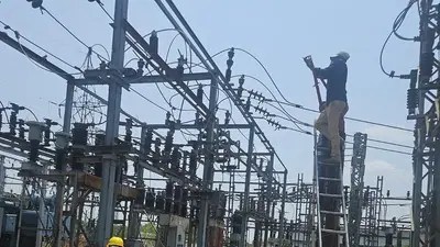 విద్యుత్ వినియోగదారులకు బంపర్ ఆఫర్! TGSPDCL సేవలు ఇక మీ గుమ్మం వద్దకే! విద్యుత్ వినియోగదారులకు బంపర్ ఆఫర్! TGSPDCL సేవలు ఇక మీ గుమ్మం వద్దకే!