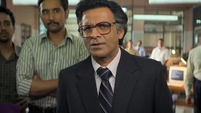 Manoj Bajpayee's 'Governor' Faces Tough Box Office Battle on Day 1 Amidst 9-Film Clash Manoj Bajpayee's 'Governor' Faces Tough Box Office Battle on Day 1 Amidst 9-Film Clash
