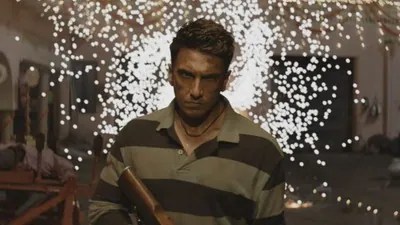 ధురంధర్ స్టోరీ: పీఎం ఆఫీస్ నుంచే స్క్రిప్ట్ వచ్చిందా? వైర్లైన కామెడీ సీన్స్ వెనుక షాకింగ్ నిజం! ధురంధర్ స్టోరీ: పీఎం ఆఫీస్ నుంచే స్క్రిప్ట్ వచ్చిందా? వైర్లైన కామెడీ సీన్స్ వెనుక షాకింగ్ నిజం!