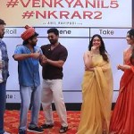 అనిల్ రావిపూడి మాస్ ప్రమోషన్స్ షాక్! స్టార్ హీరోహీరోయిన్ల ఆట, కథలో ఊహించని ట్విస్ట్! అనిల్ రావిపూడి మాస్ ప్రమోషన్స్ షాక్! స్టార్ హీరోహీరోయిన్ల ఆట, కథలో ఊహించని ట్విస్ట్!