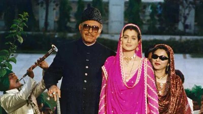 Ameesha Patel's Gadar Shivers: Recalling Intense First Scene with Amrish Puri Ameesha Patel's Gadar Shivers: Recalling Intense First Scene with Amrish Puri