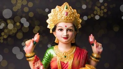 ఆర్థిక సౌభాగ్యం కోసం వాస్తు మార్పులు: ధన ప్రాప్తికి దివ్య పరిహారాలు ఆర్థిక సౌభాగ్యం కోసం వాస్తు మార్పులు: ధన ప్రాప్తికి దివ్య పరిహారాలు