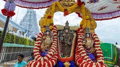 తిరుమల చరిత్రలో అద్భుతం: ముత్యపు కవచంలో శ్రీవారి దివ్య దర్శనం! తిరుమల చరిత్రలో అద్భుతం: ముత్యపు కవచంలో శ్రీవారి దివ్య దర్శనం!