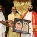 తిరుమల చరిత్రలో అంబానీ సంచలనం! టీటీడీకి భారీ విరాళం, 25 ఈ-బస్సులు, గోశాల ఆధునికీకరణ! తిరుమల చరిత్రలో అంబానీ సంచలనం! టీటీడీకి భారీ విరాళం, 25 ఈ-బస్సులు, గోశాల ఆధునికీకరణ!