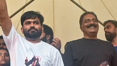 Prakash Raj Backs 'Cockroach Janta Party' Protest Amid Exam Irregularity Row Prakash Raj Backs 'Cockroach Janta Party' Protest Amid Exam Irregularity Row