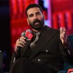 సీక్రెట్ మెషిన్ లేదు, ఐదేళ్లుగా కుటుంబం నా సినిమాలు చూడట్లేదు! ఆరోజే రిటైర్: అక్షయ్ కుమార్ షాకింగ్ కామెంట్స్! సీక్రెట్ మెషిన్ లేదు, ఐదేళ్లుగా కుటుంబం నా సినిమాలు చూడట్లేదు! ఆరోజే రిటైర్: అక్షయ్ కుమార్ షాకింగ్ కామెంట్స్!