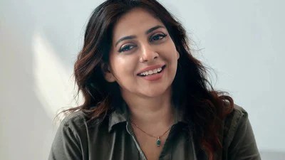 అన్నా రాజన్ వార్నింగ్: మార్ఫింగ్ గాళ్ళకు మాస్ షాక్! వదిలే ప్రసక్తే లేదు! అన్నా రాజన్ వార్నింగ్: మార్ఫింగ్ గాళ్ళకు మాస్ షాక్! వదిలే ప్రసక్తే లేదు!