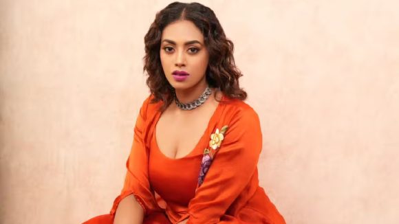 Actress Kamakshi Bhaskarla Finds Peace Amidst Corpses: A Unique Revelation Actress Kamakshi Bhaskarla Finds Peace Amidst Corpses: A Unique Revelation