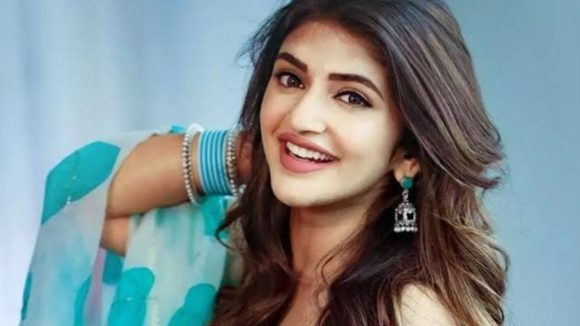 Sreeleela's 'Ustaad Bhagat Singh' Remuneration Sparks Debate: Is She Charging ₹3-5 Crores? Sreeleela's 'Ustaad Bhagat Singh' Remuneration Sparks Debate: Is She Charging ₹3-5 Crores?