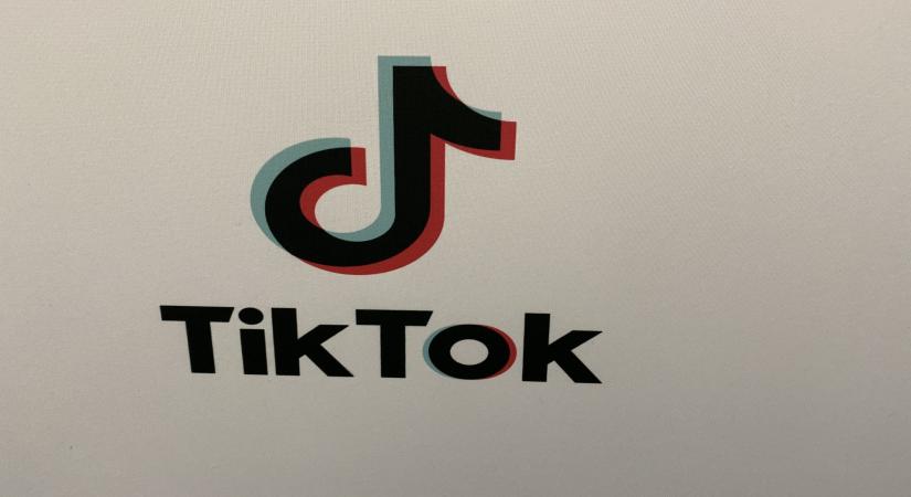 Trump discussing TikTok influence on election win at White House Trump discussing TikTok influence on election win at White House
