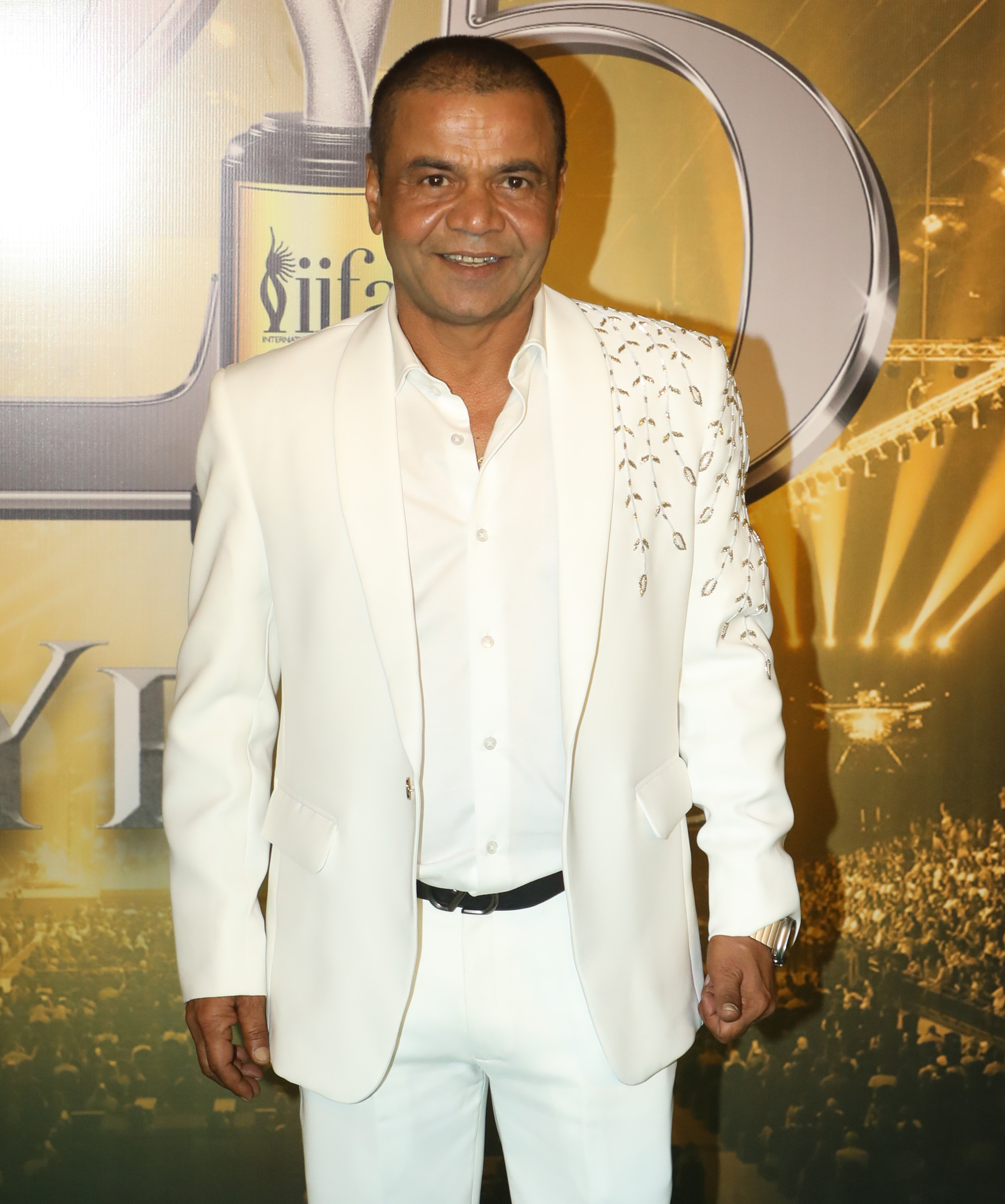Rajpal Yadav speaks about award ceremony incident in Instagram video Rajpal Yadav speaks about award ceremony incident in Instagram video