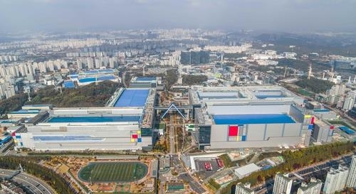 Samsung Electronics Q1 record operating profit earnings chart Samsung Electronics Q1 record operating profit earnings chart