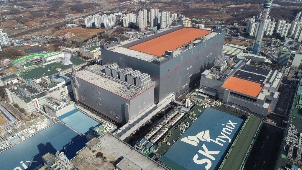Nvidia and SK hynix AI partnership announcement with executives Nvidia and SK hynix AI partnership announcement with executives