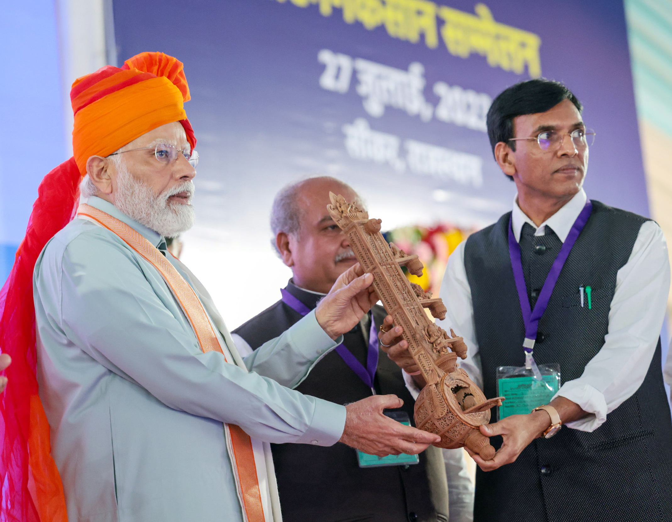 Mansukh Mandaviya birthday celebration with PM Modi wishes Mansukh Mandaviya birthday celebration with PM Modi wishes