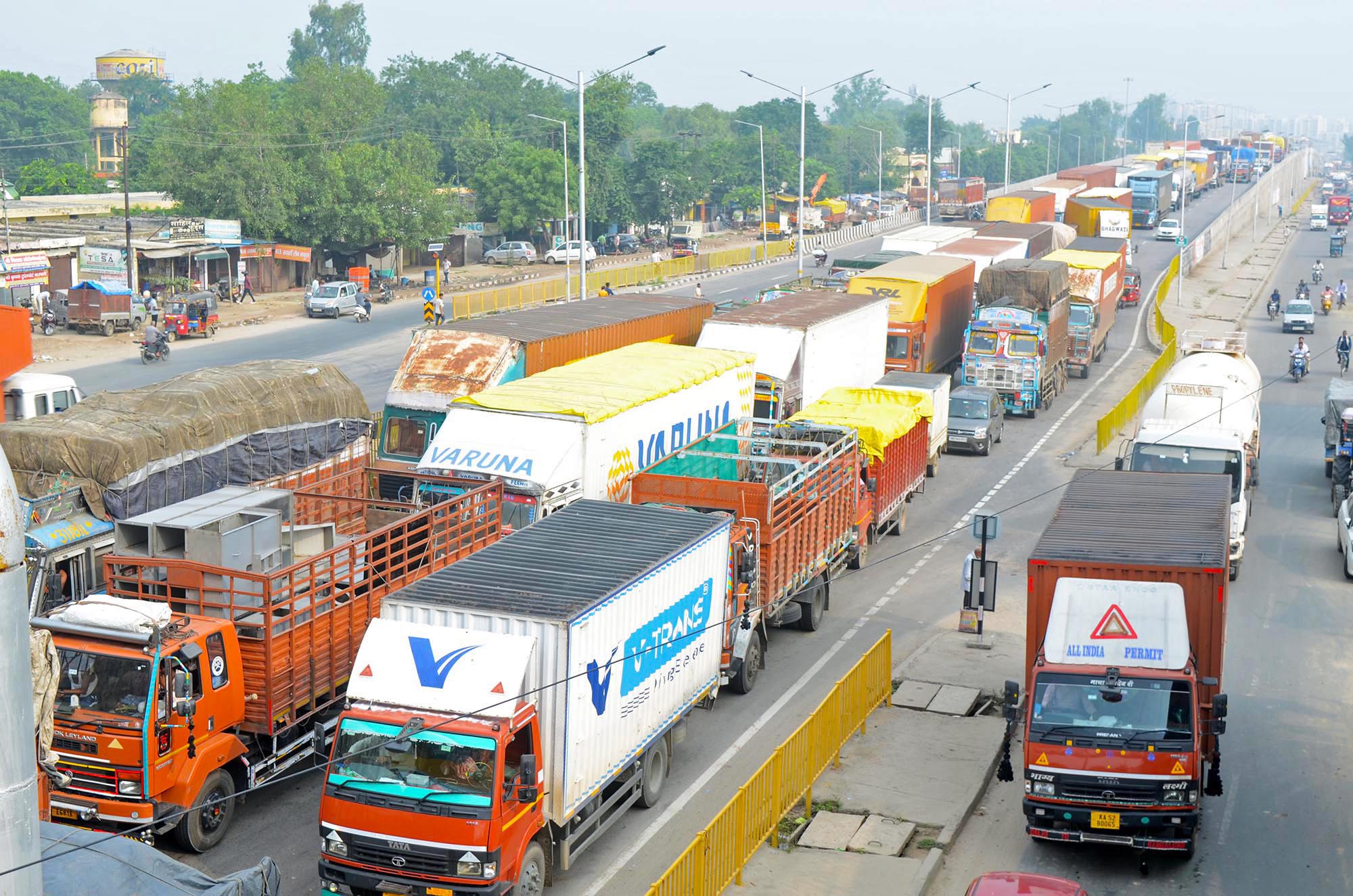 Green scheme Delhi-NCR replacing old trucks with electric vehicles Green scheme Delhi-NCR replacing old trucks with electric vehicles