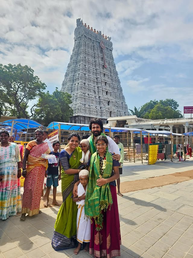 Sivakarthikeyan family at Tiruchendur Murugan temple Sivakarthikeyan family at Tiruchendur Murugan temple