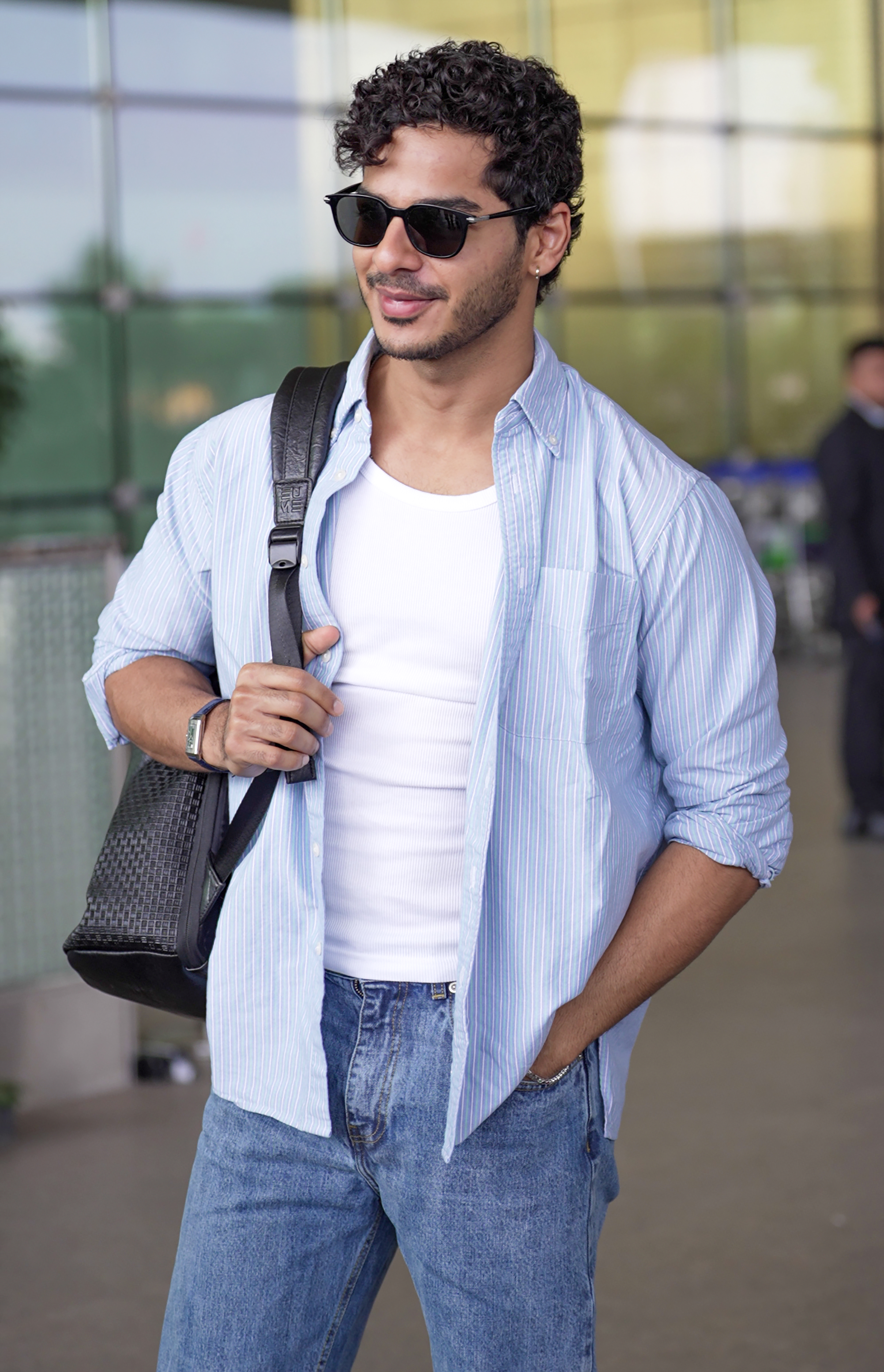 Ishaan Khatter behind-the-scenes moment from The Royals Netflix series Ishaan Khatter behind-the-scenes moment from The Royals Netflix series