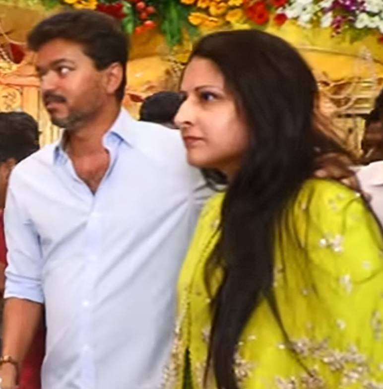 Actor Vijay and wife Sangkeetha Vijay divorce case news Actor Vijay and wife Sangkeetha Vijay divorce case news