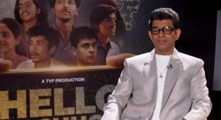 Vineet Kumar Singh discussing Bollywood scripts in Devanagari script Vineet Kumar Singh discussing Bollywood scripts in Devanagari script