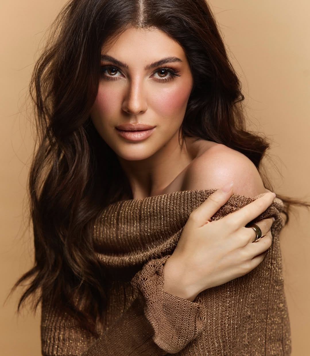 Elnaaz Norouzi actress interview about Iran childhood Elnaaz Norouzi actress interview about Iran childhood