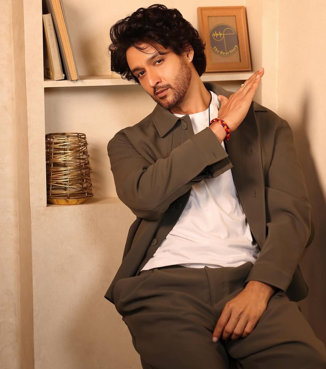 Sourabh Raaj Jain discussing voice acting for camera Sourabh Raaj Jain discussing voice acting for camera