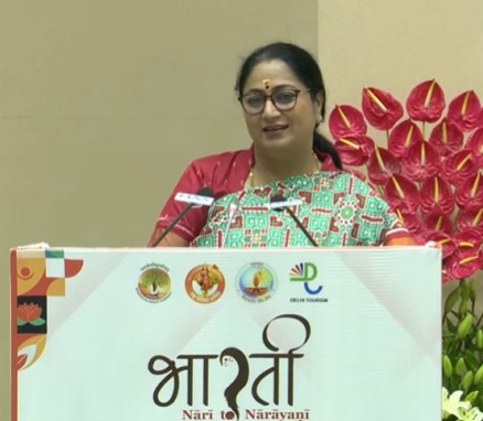 CM Gupta addressing audience at National Convention on women empowerment CM Gupta addressing audience at National Convention on women empowerment