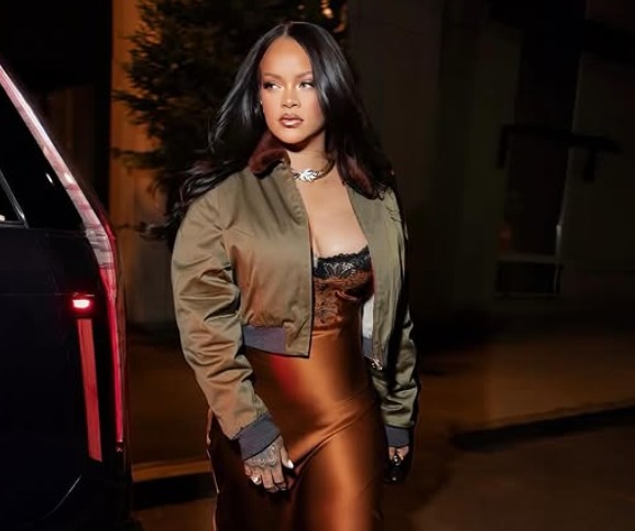 Rihanna Beverly Hills mansion shooting incident security photo Rihanna Beverly Hills mansion shooting incident security photo