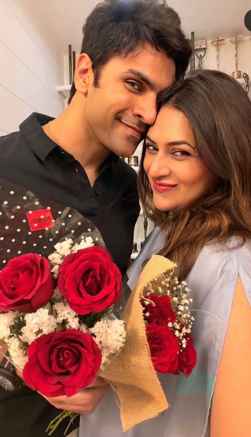 Divyanka Tripathi Vivek Dahiya Mumbai T20 victory midnight celebrations Divyanka Tripathi Vivek Dahiya Mumbai T20 victory midnight celebrations