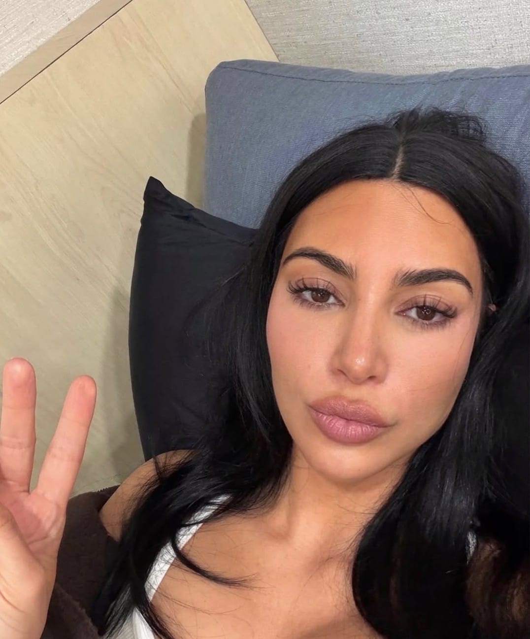 Kim Kardashian and Lewis Hamilton on vacation during desert sunset Kim Kardashian and Lewis Hamilton on vacation during desert sunset